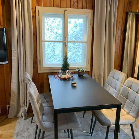 Apartment Auszeit Im Holzhaus *